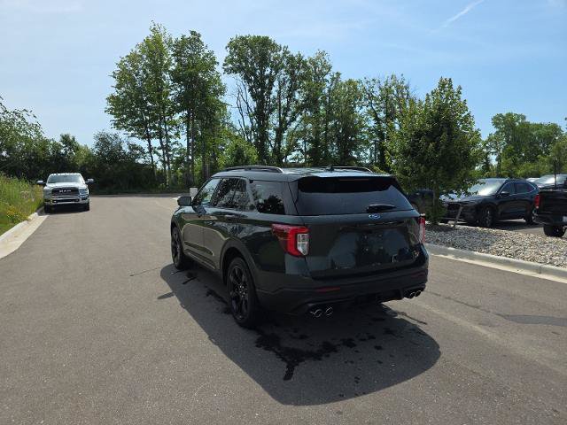 Certified 2023 Ford Explorer ST w/ Equipment Group 401A AWD/4WD image 5