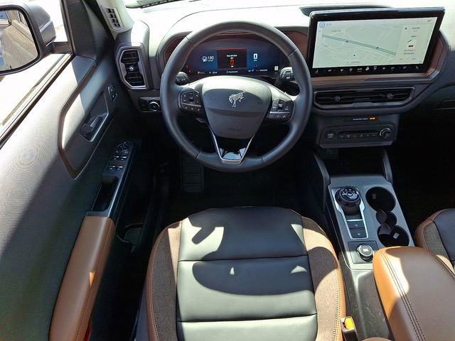 Certified 2025 Ford Bronco Sport Outer Banks w/ Outer Banks Tech Package+ AWD/4WD image 11