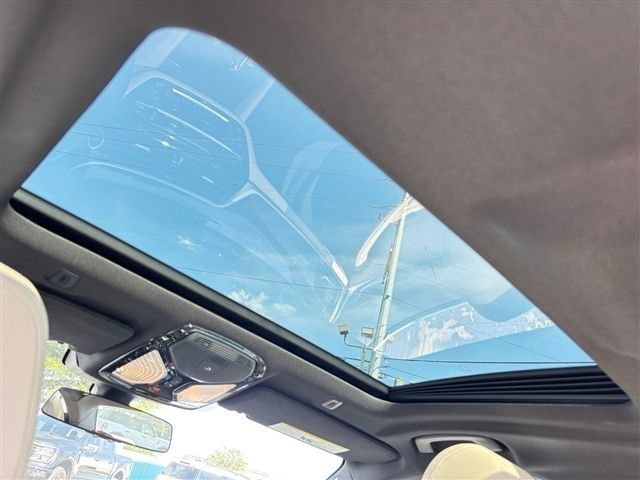 Used 2017 BMW 540i RWD image 28