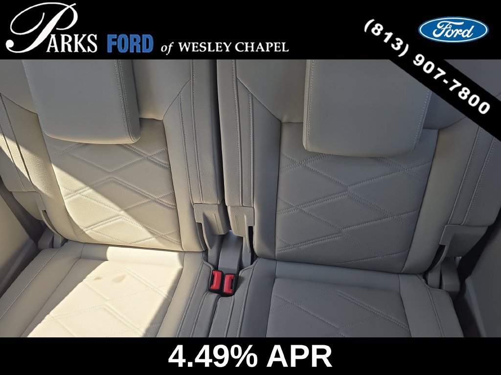 Used 2025 Volkswagen Atlas SE FWD image 17