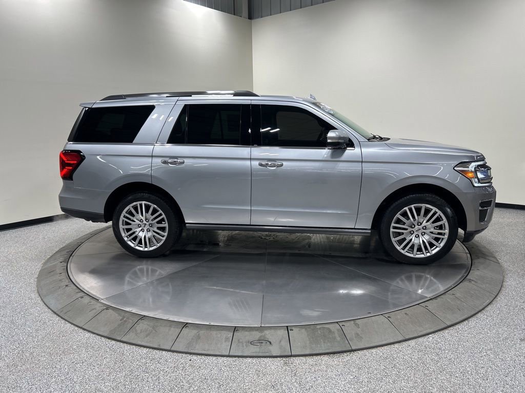 Certified 2024 Ford Expedition Limited image 6
