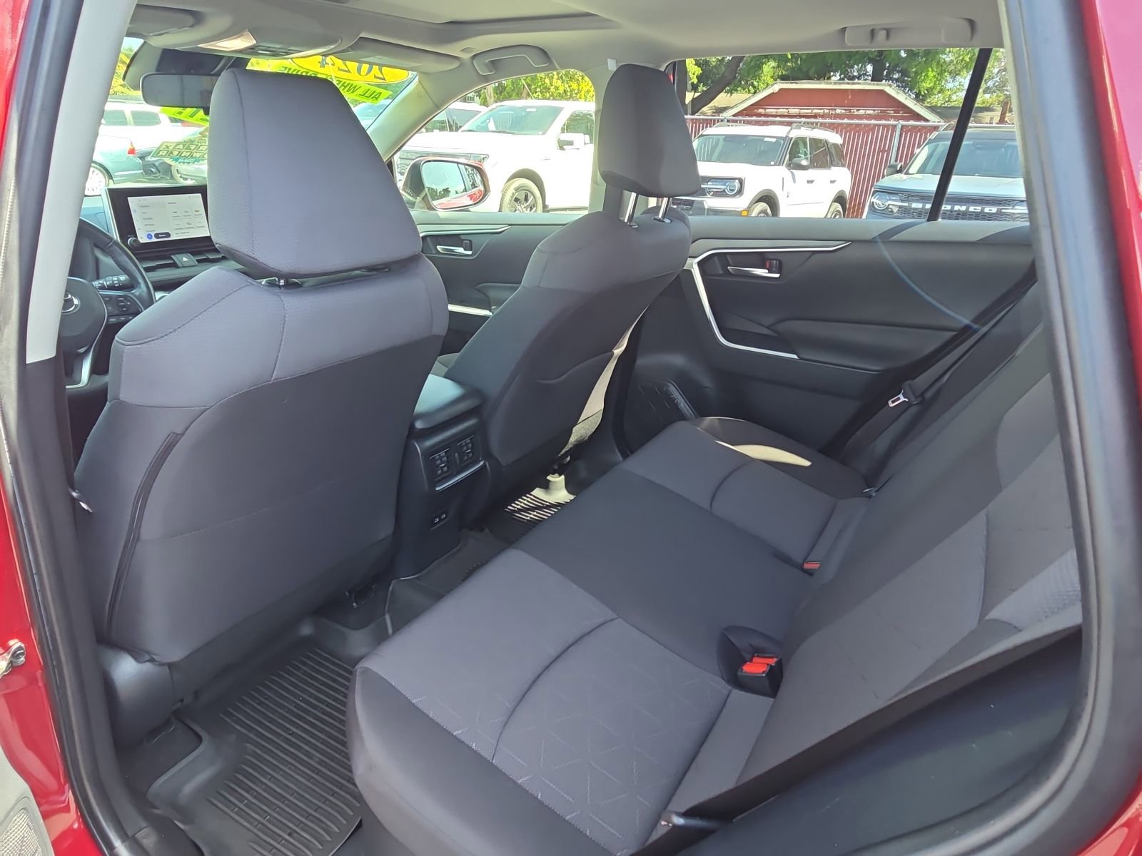 Used 2024 Toyota RAV4 XLE w/ Convenience Package AWD/4WD image 17