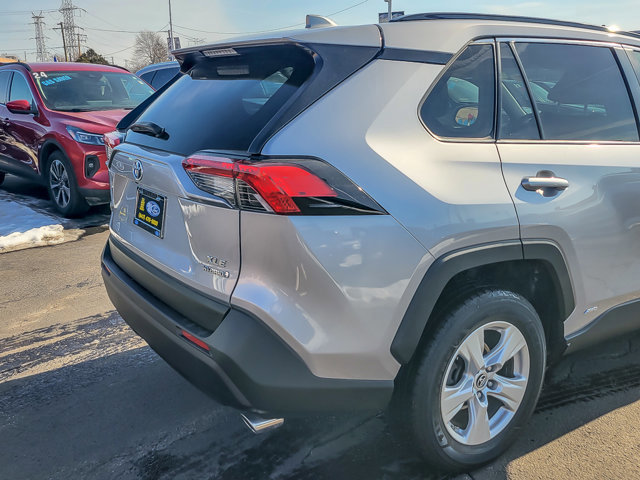 Used 2019 Toyota RAV4 XLE image 5