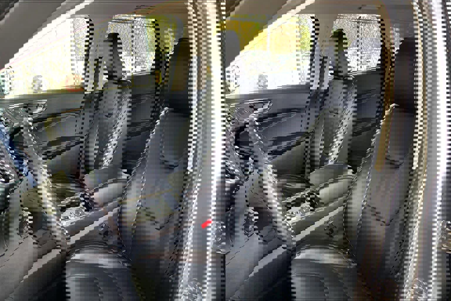 Certified 2022 Ford Edge Titanium image 10