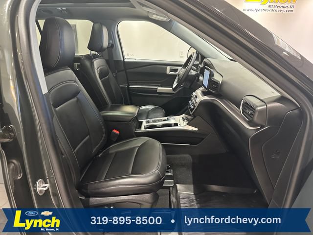 Certified 2024 Ford Explorer XLT w/ Equipment Group 202A AWD/4WD image 8