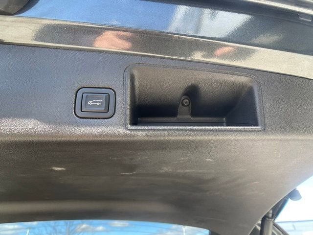 Used 2020 GMC Terrain SLE w/ Driver Convenience Package image 34