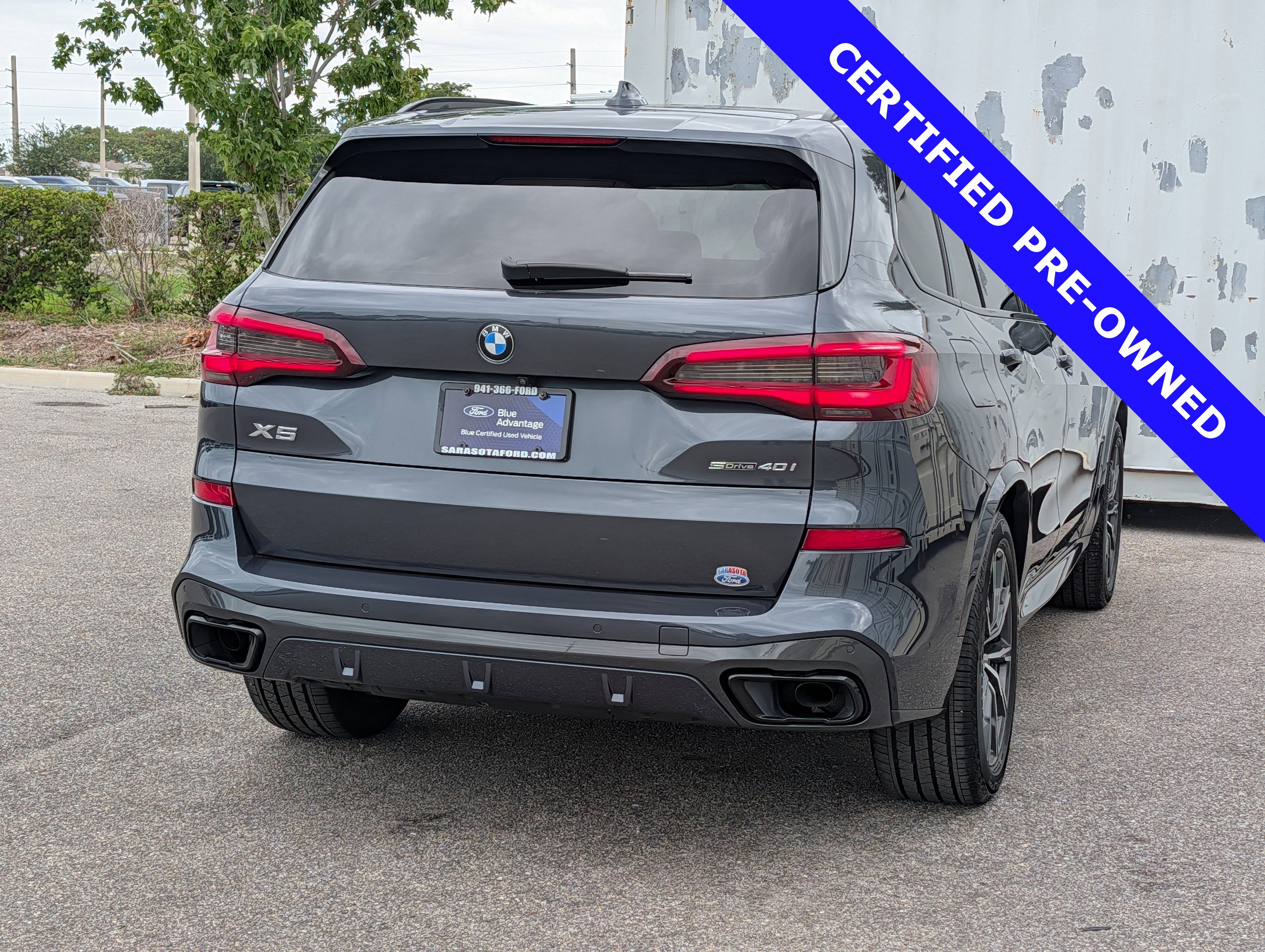 Used 2021 BMW X5 sDrive40i w/ M Sport Package RWD image 4