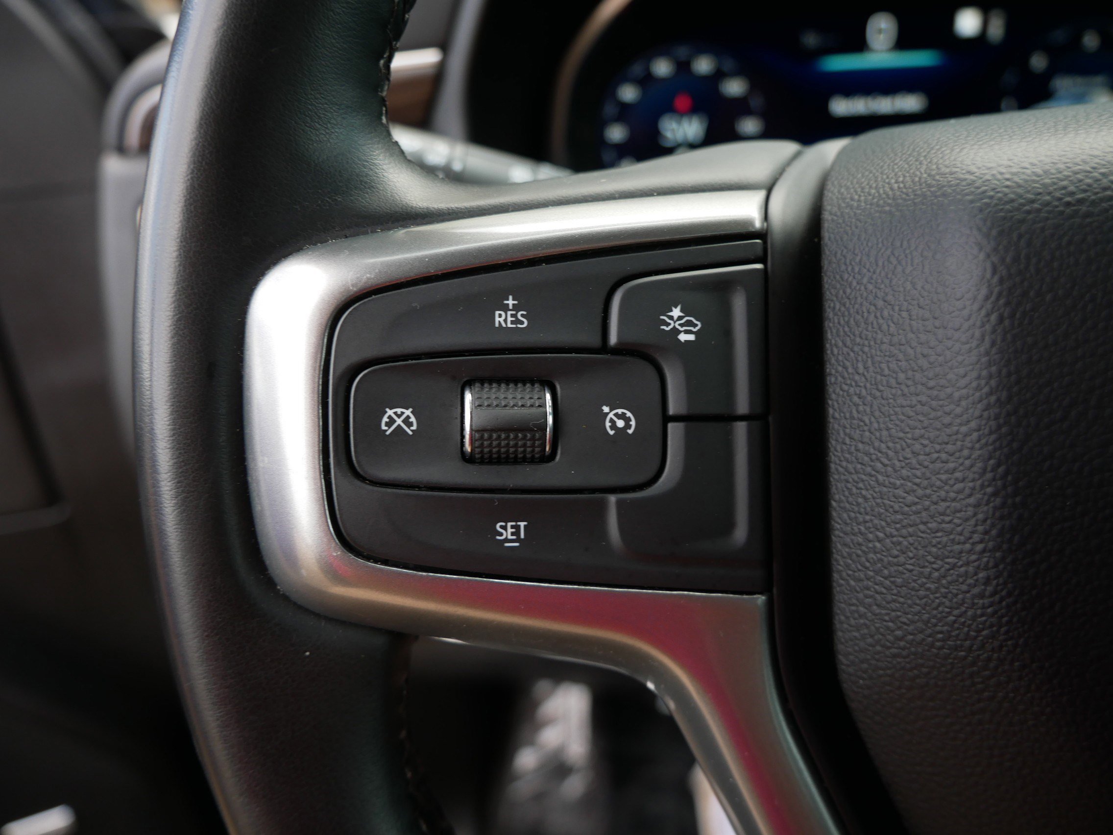 Used 2023 Chevrolet Tahoe LT image 28