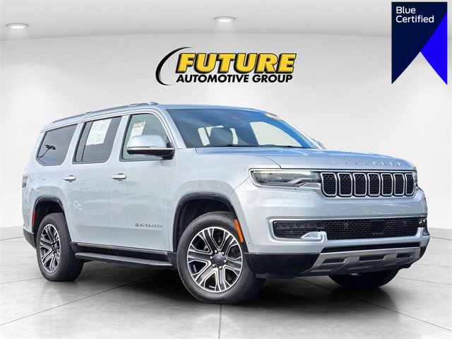 Used 2022 Jeep Wagoneer Series III w/ Rear Seat Video Group 1