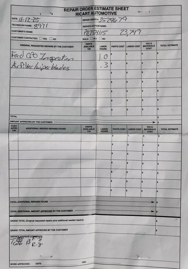 Certified 2025 Ford Explorer ST-Line w/ ST-Line Street Pack image 12
