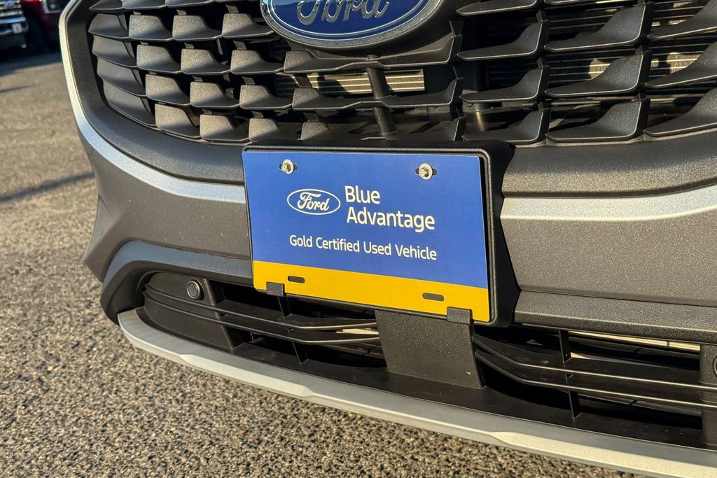 Certified 2023 Ford Escape Active AWD/4WD image 8