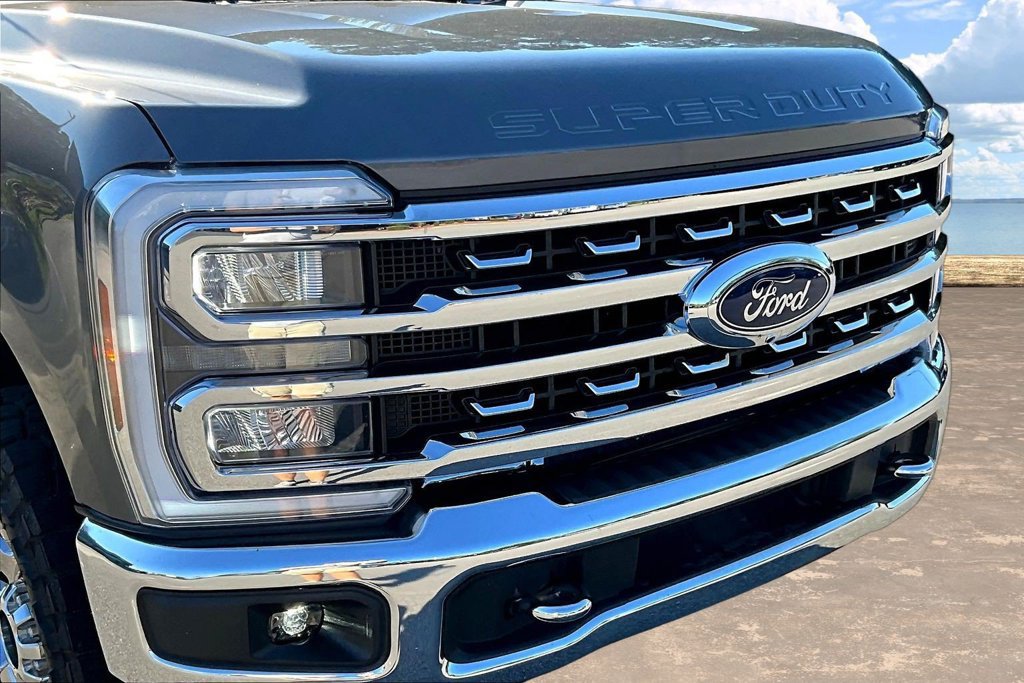 Certified 2024 Ford F250 Lariat w/ Chrome Package AWD/4WD image 35