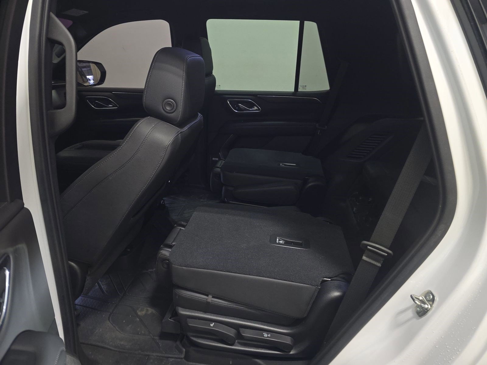 Used 2021 Chevrolet Tahoe Z71 image 13