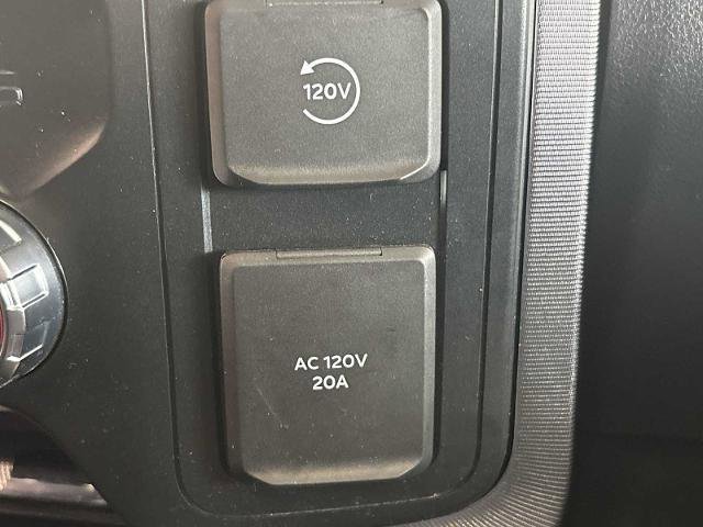 Certified 2022 Ford F150 Platinum w/ Equipment Group 701A High image 36