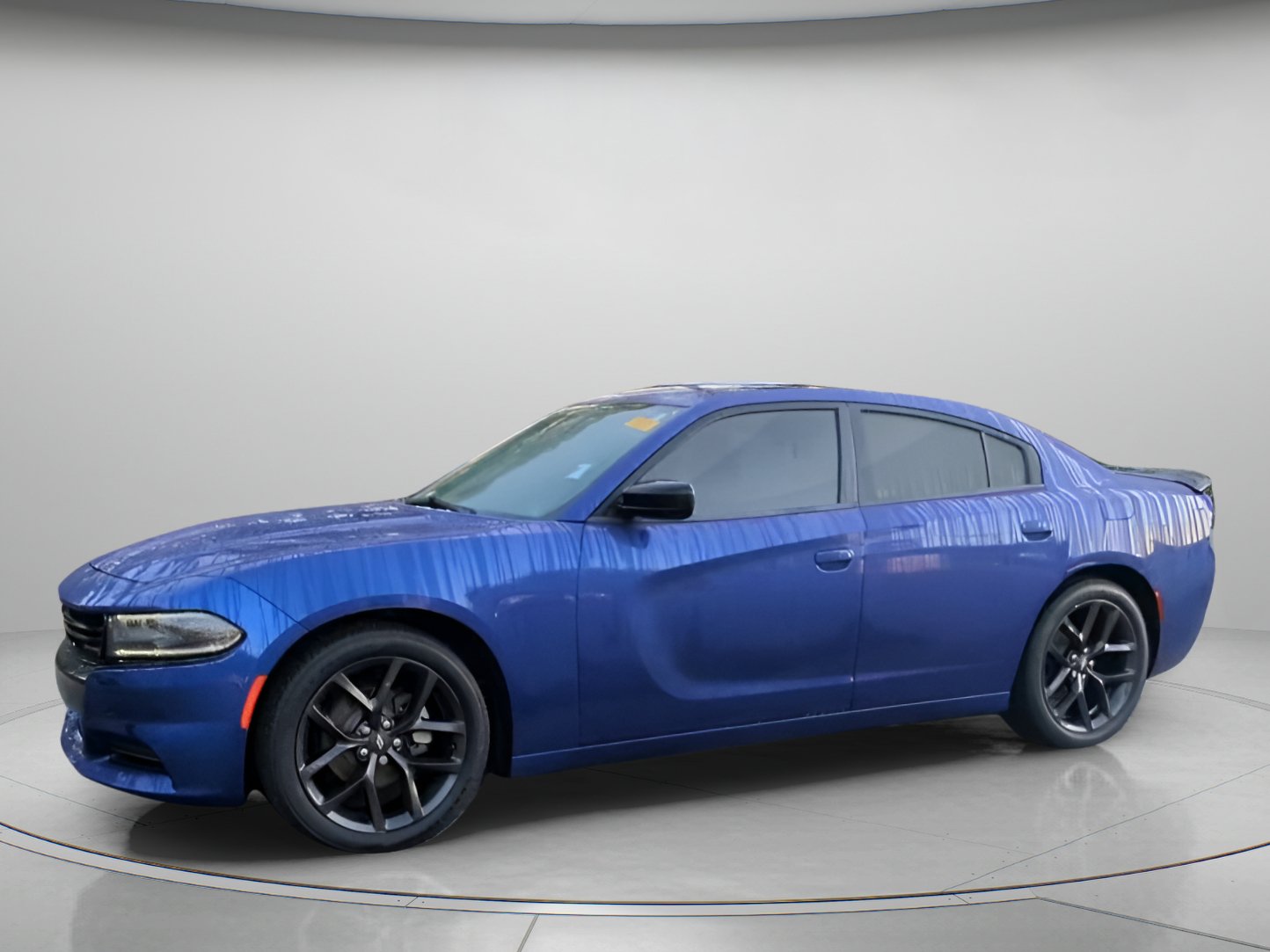 Used 2021 Dodge Charger SXT w/ Blacktop Package RWD image 14