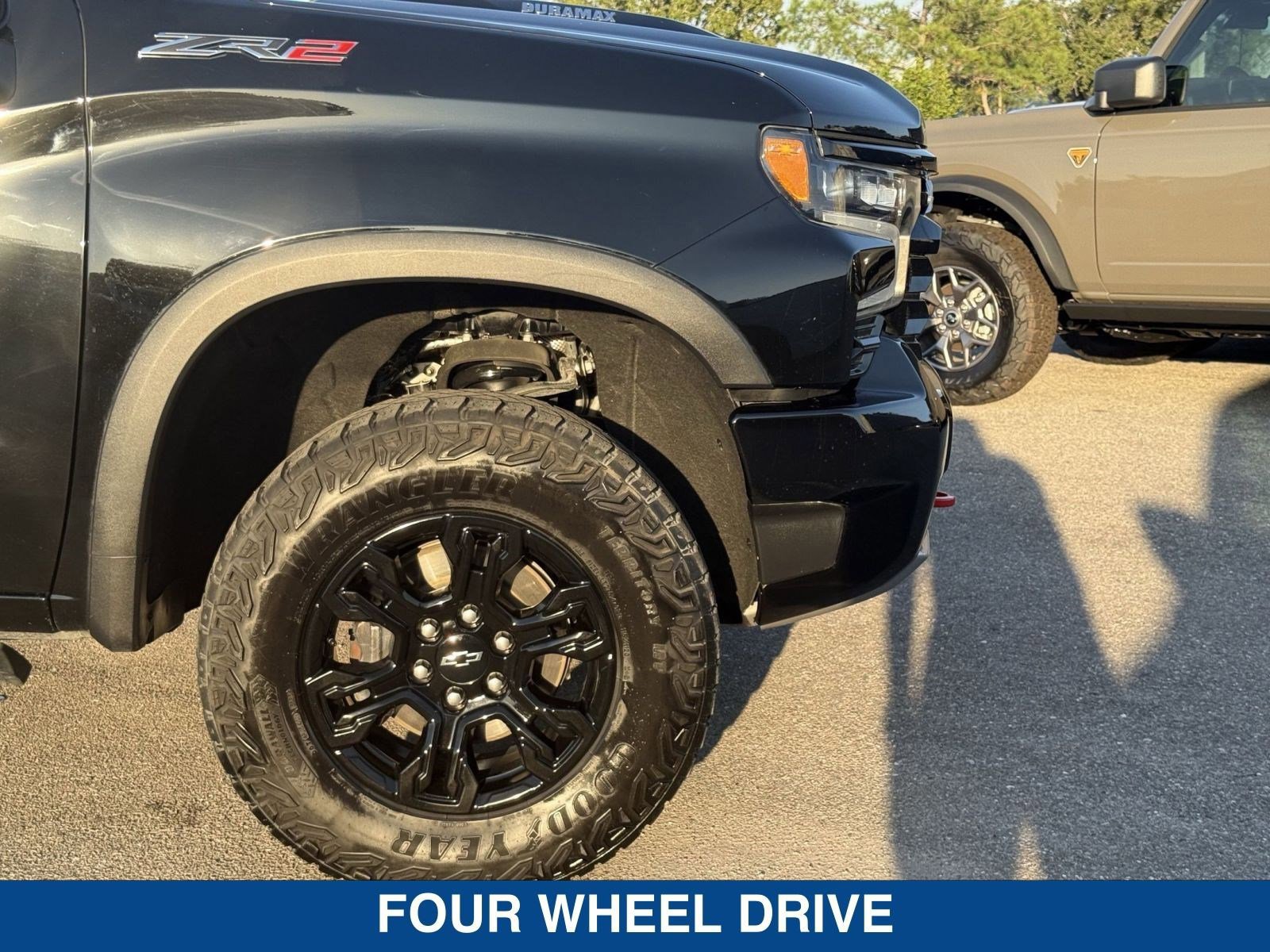 Used 2024 Chevrolet Silverado 1500 ZR2 w/ Technology Package image 12