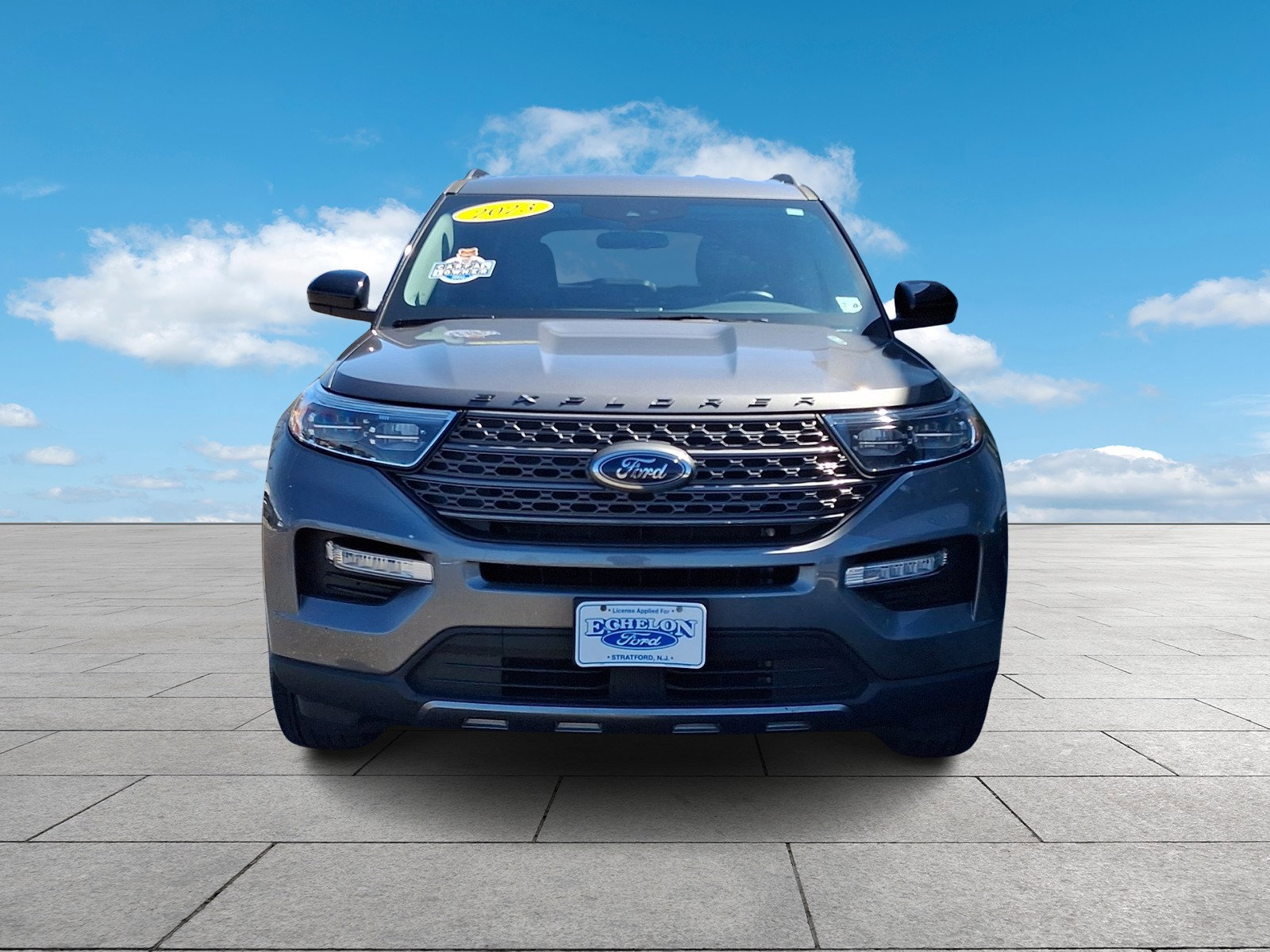 Certified 2023 Ford Explorer XLT w/ Equipment Group 202A AWD/4WD image 7