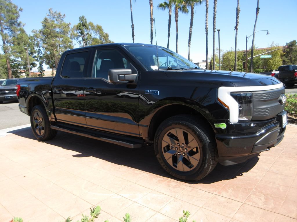 Certified 2024 Ford F150 Lightning Flash w/ Max Trailer Tow Package AWD/4WD image 6