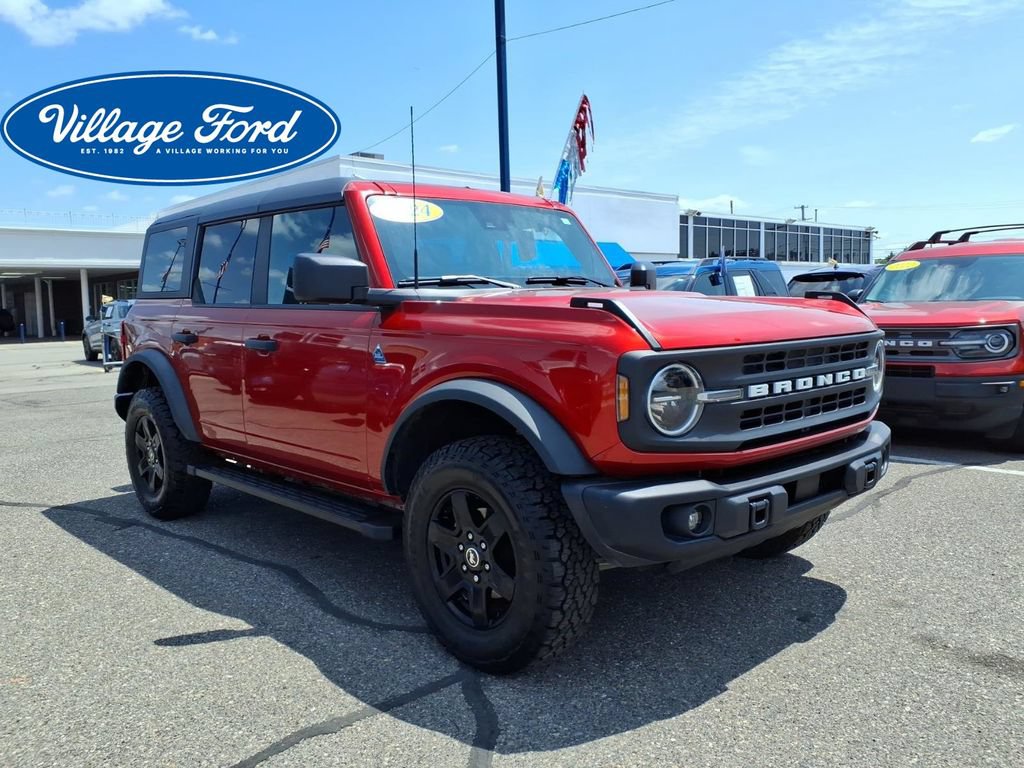 Certified 2024 Ford Bronco Black Diamond AWD/4WD image 4