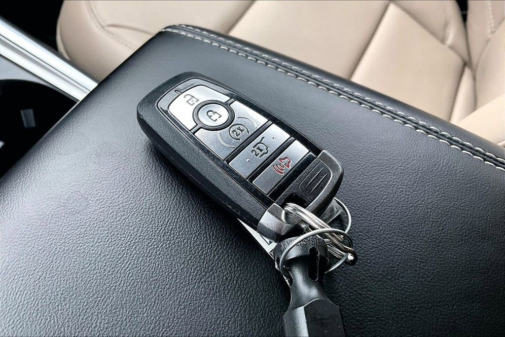 Certified 2023 Ford Explorer XLT w/ Equipment Group 202A image 11