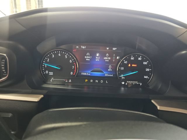Certified 2022 Ford Explorer XLT w/ Equipment Group 202A AWD/4WD image 27
