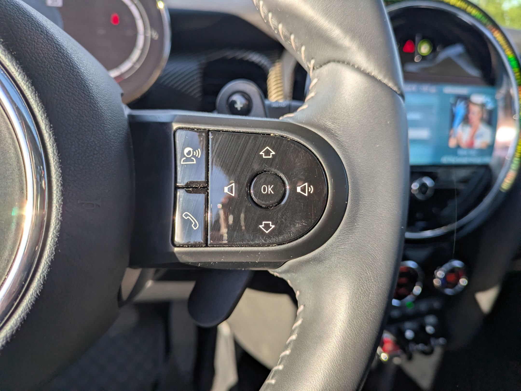 Used 2023 MINI Cooper S w/ MINI Resolute Edition FWD image 19