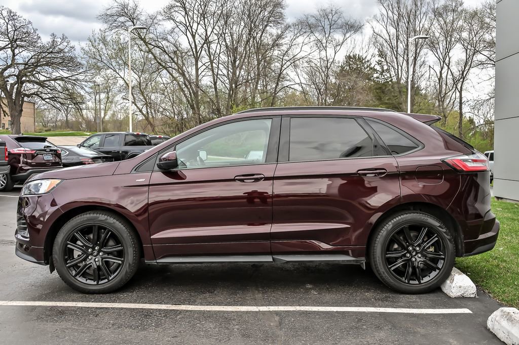 Certified 2024 Ford Edge ST-Line AWD/4WD image 7