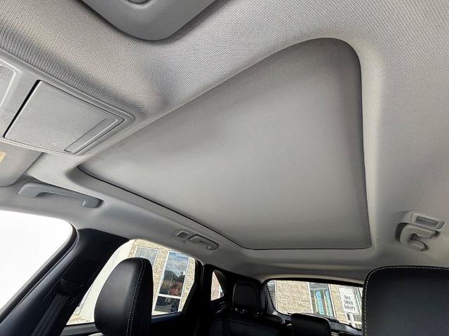 Certified 2025 Ford Escape Platinum AWD/4WD image 26