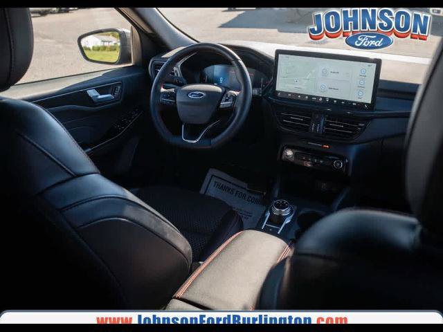 Certified 2024 Ford Escape ST-Line w/ Tech Pack #1 AWD/4WD image 29