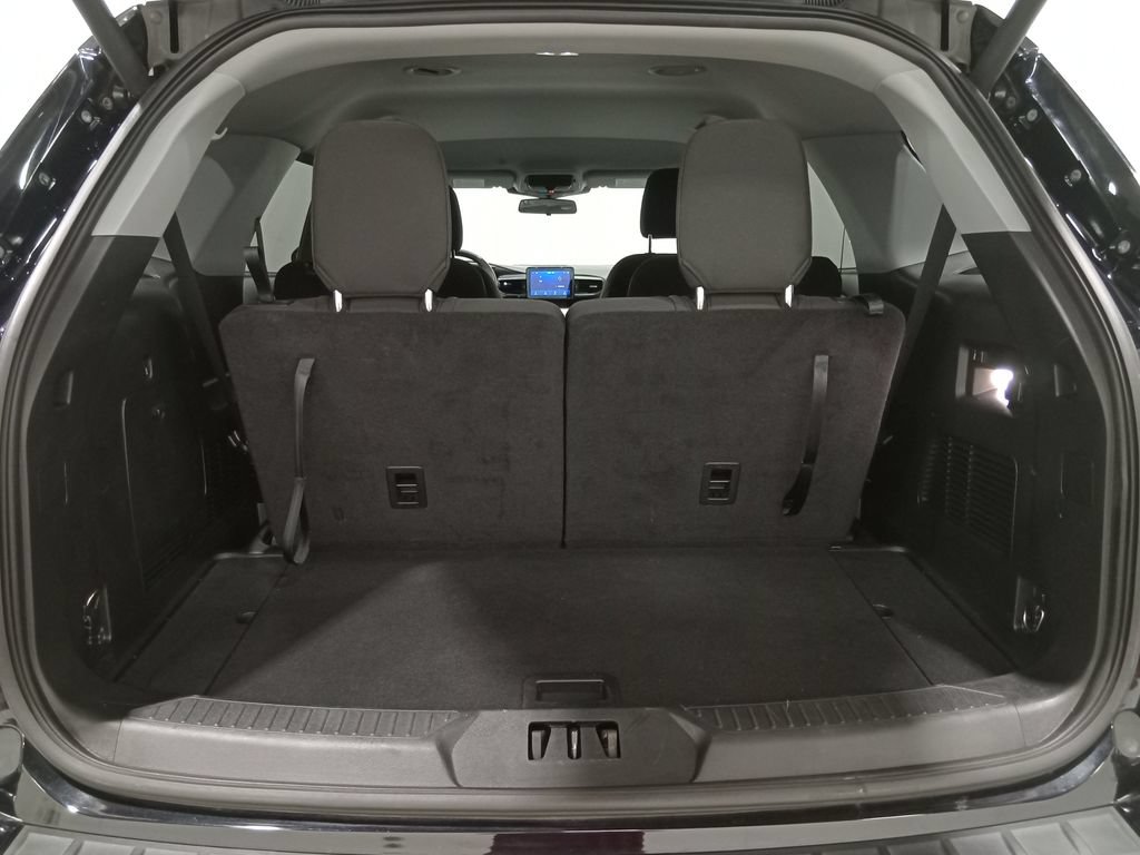 Certified 2024 Ford Explorer XLT AWD/4WD image 5
