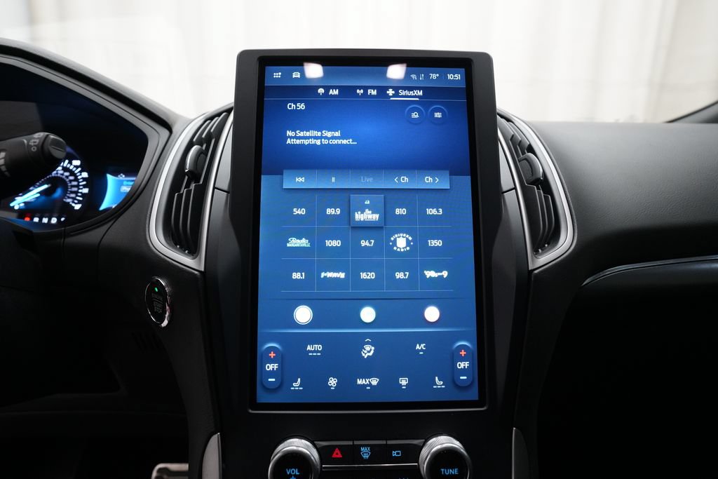 Certified 2022 Ford Edge ST-Line AWD/4WD image 6