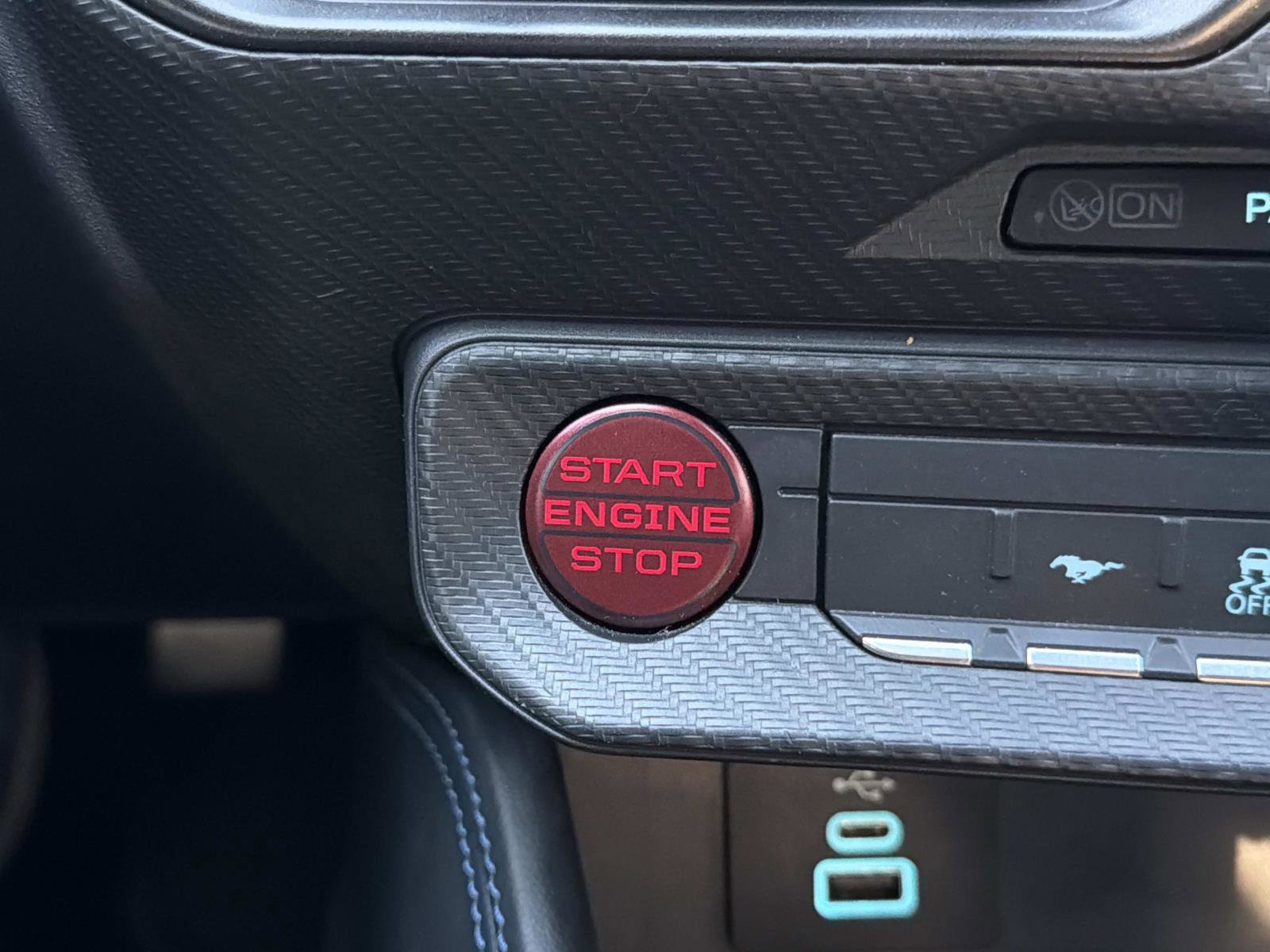 Certified 2024 Ford Mustang Dark Horse image 24