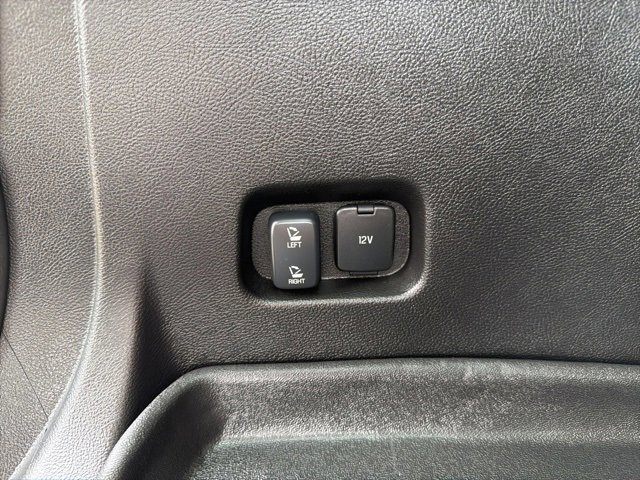 Certified 2024 Ford Edge Titanium image 28