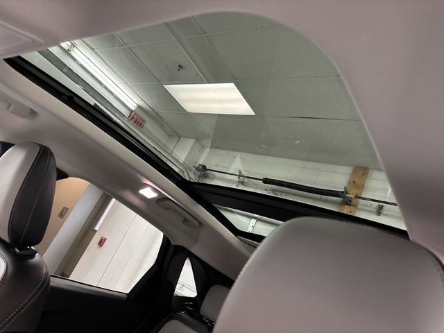 Certified 2025 Ford Escape PHEV w/ PHEV Premium Package image 21