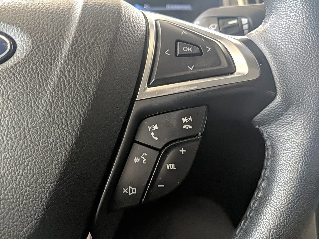 Certified 2024 Ford Edge SEL w/ Convenience Package AWD/4WD image 18