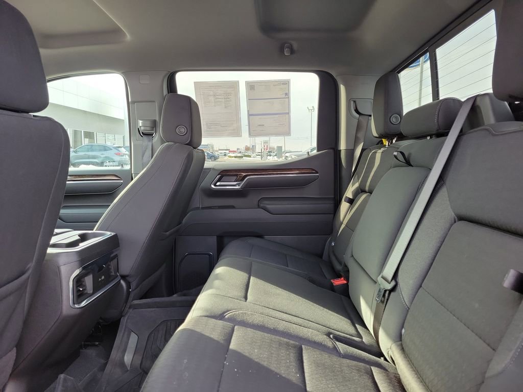 Used 2025 GMC Sierra 1500 Elevation w/ Preferred Package image 13