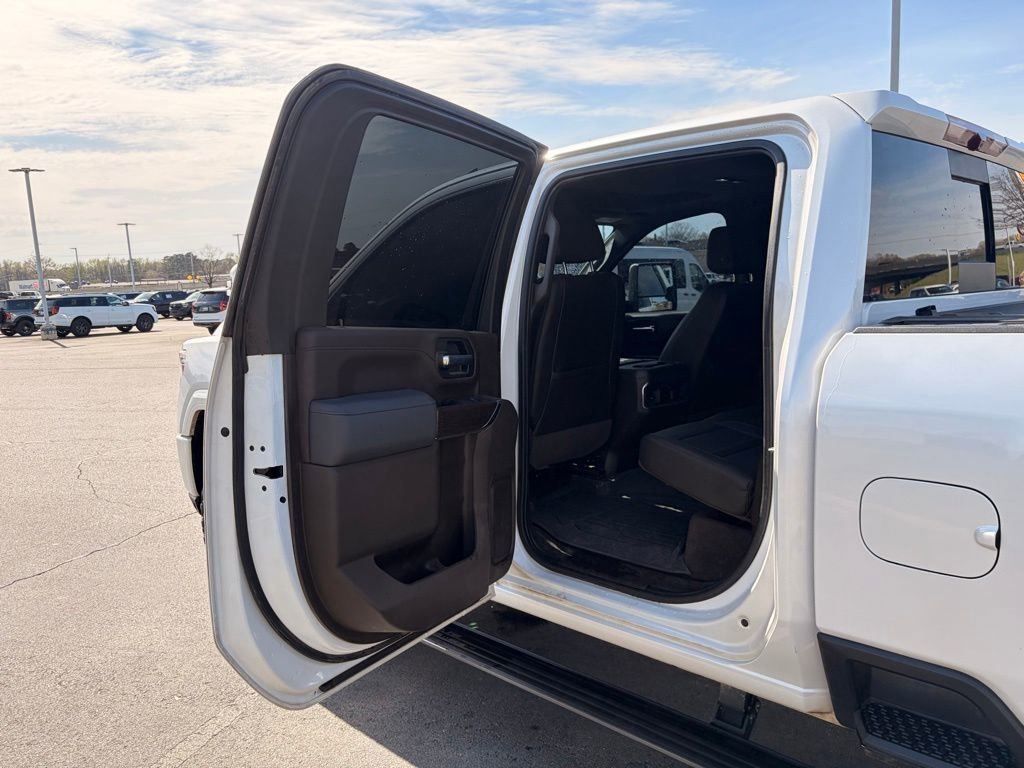 Used 2022 GMC Sierra 2500 Denali AWD/4WD image 28