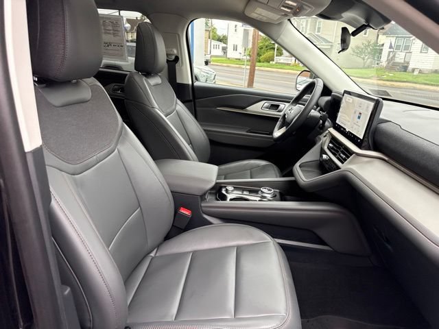 Certified 2026 Ford Explorer Active w/ Active Comfort Package AWD/4WD image 26