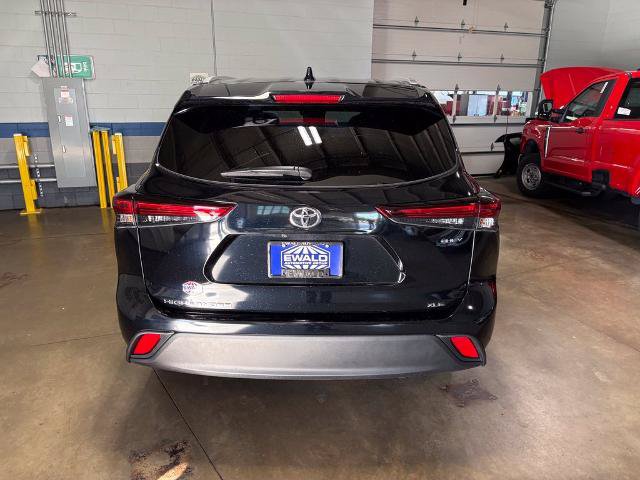 Used 2026 Toyota Highlander XLE AWD/4WD image 5