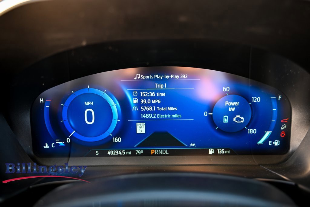 Certified 2021 Ford Escape Titanium image 9