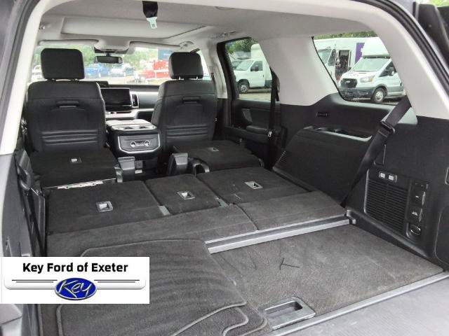Certified 2025 Ford Expedition Active AWD/4WD image 17