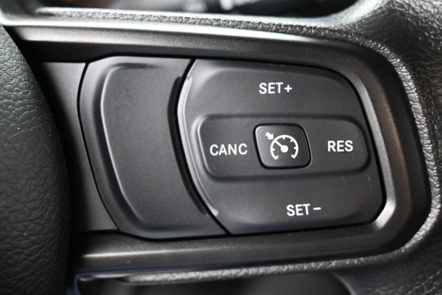 Used 2024 Jeep Wrangler Sport AWD/4WD image 16