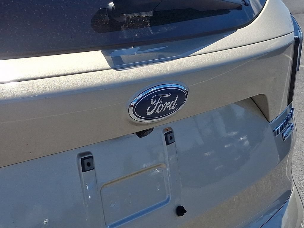 Certified 2017 Ford Escape Titanium AWD/4WD image 32