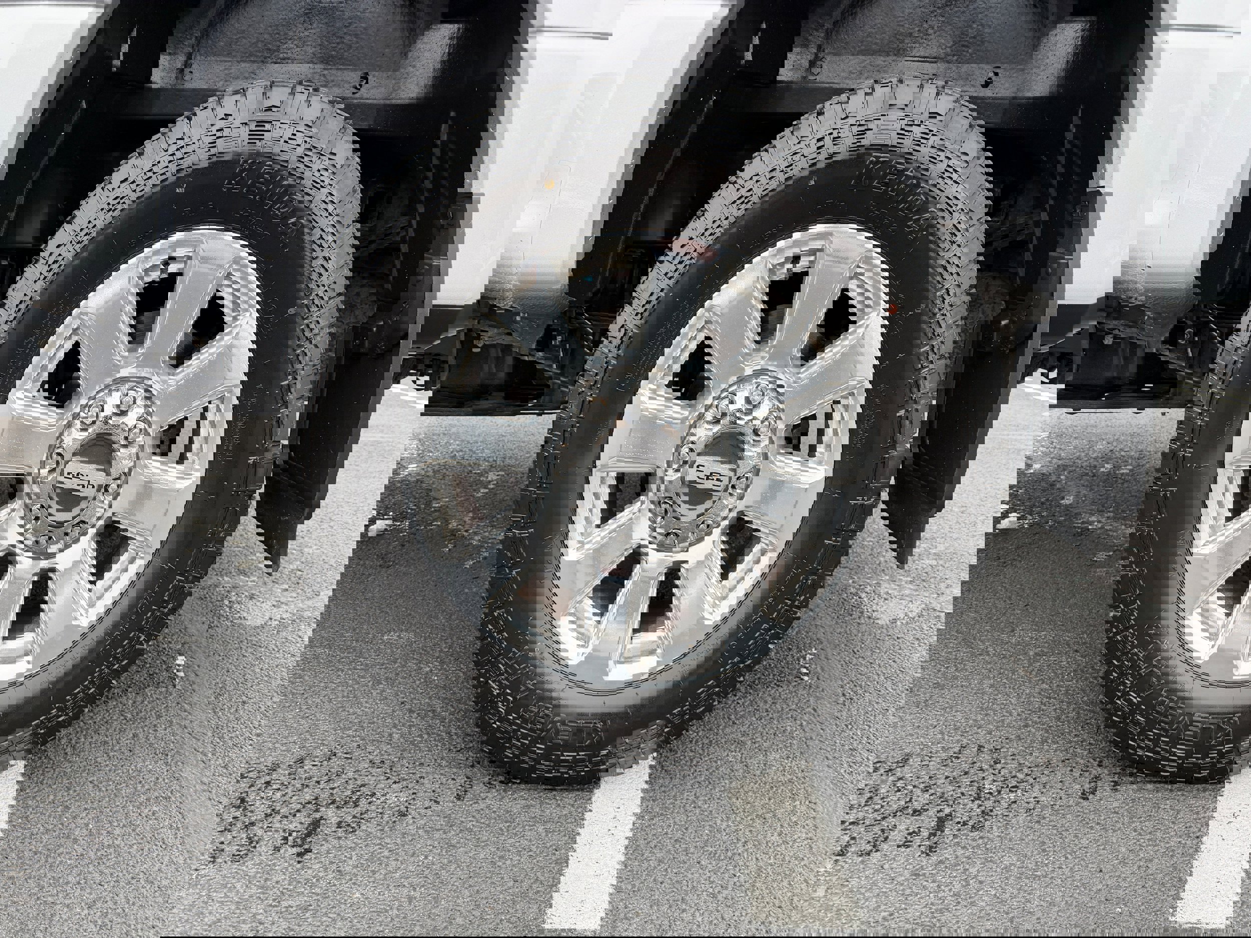 Certified 2021 Ford F250 Platinum w/ FX4 Off-Road Package image 10