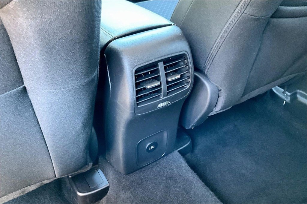 Certified 2025 Ford Escape Active AWD/4WD image 12