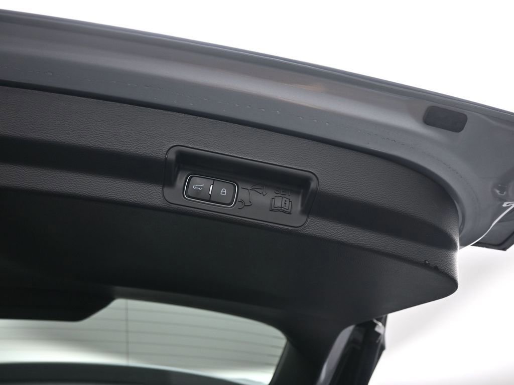 Certified 2023 Ford Explorer ST-Line w/ Class IV Trailer Tow Package image 54