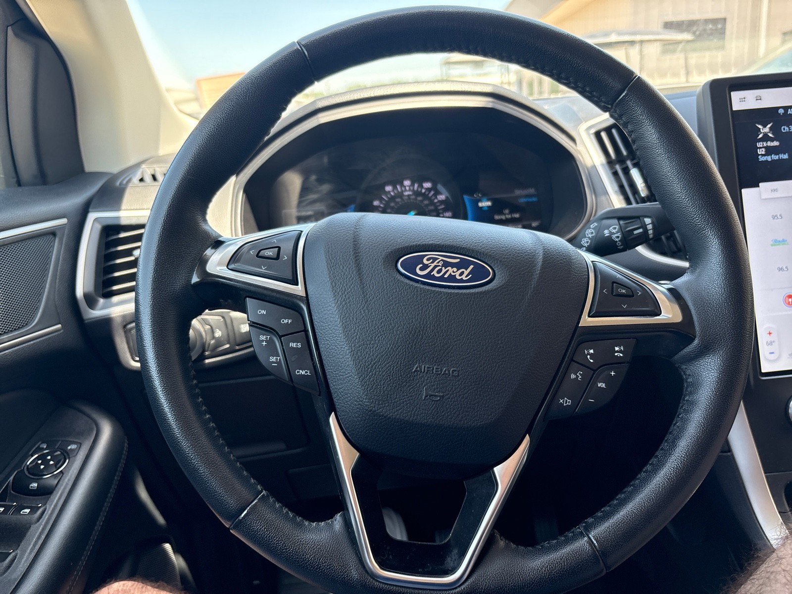 Certified 2024 Ford Edge SEL AWD/4WD image 13