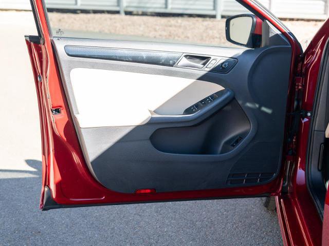 Used 2017 Volkswagen Jetta SEL image 15