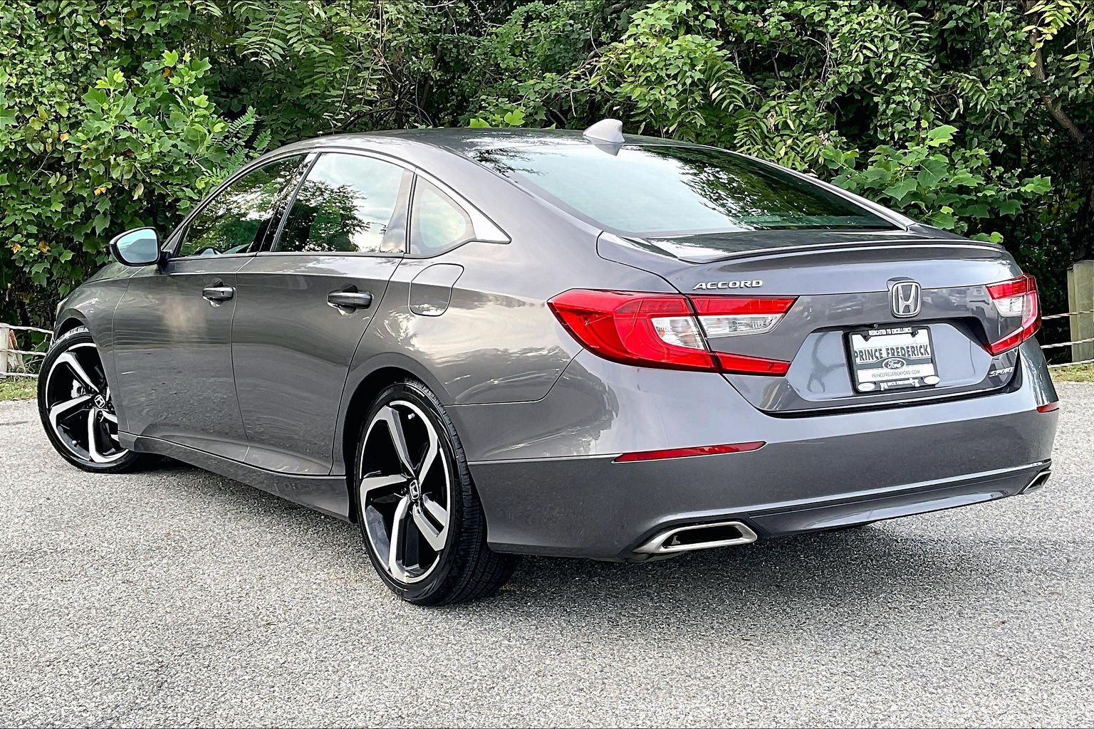 Used 2019 Honda Accord Sport image 12