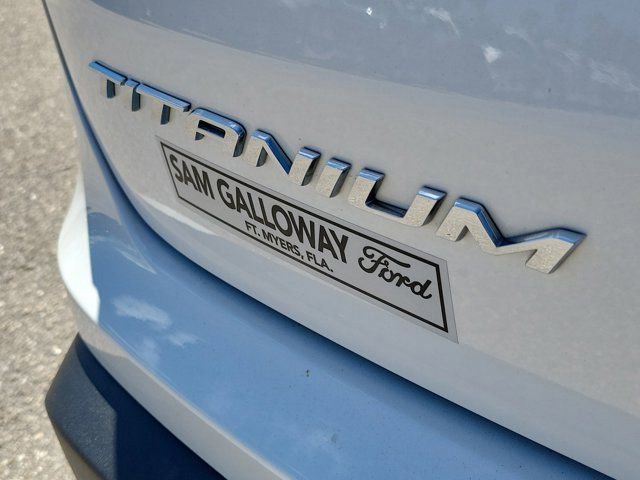 Certified 2024 Ford Edge Titanium w/ Equipment Group 301A AWD/4WD image 10